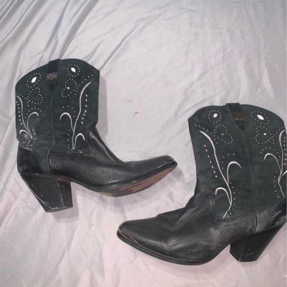 Dingo Black Embellished Heeled Boots